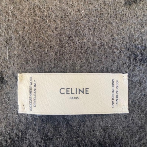 Celine Tromphe 100% Cashmere Scarf in Gray/Black Logo MSRP $940 - BNIB SAVE $600 - Picture 3 of 6